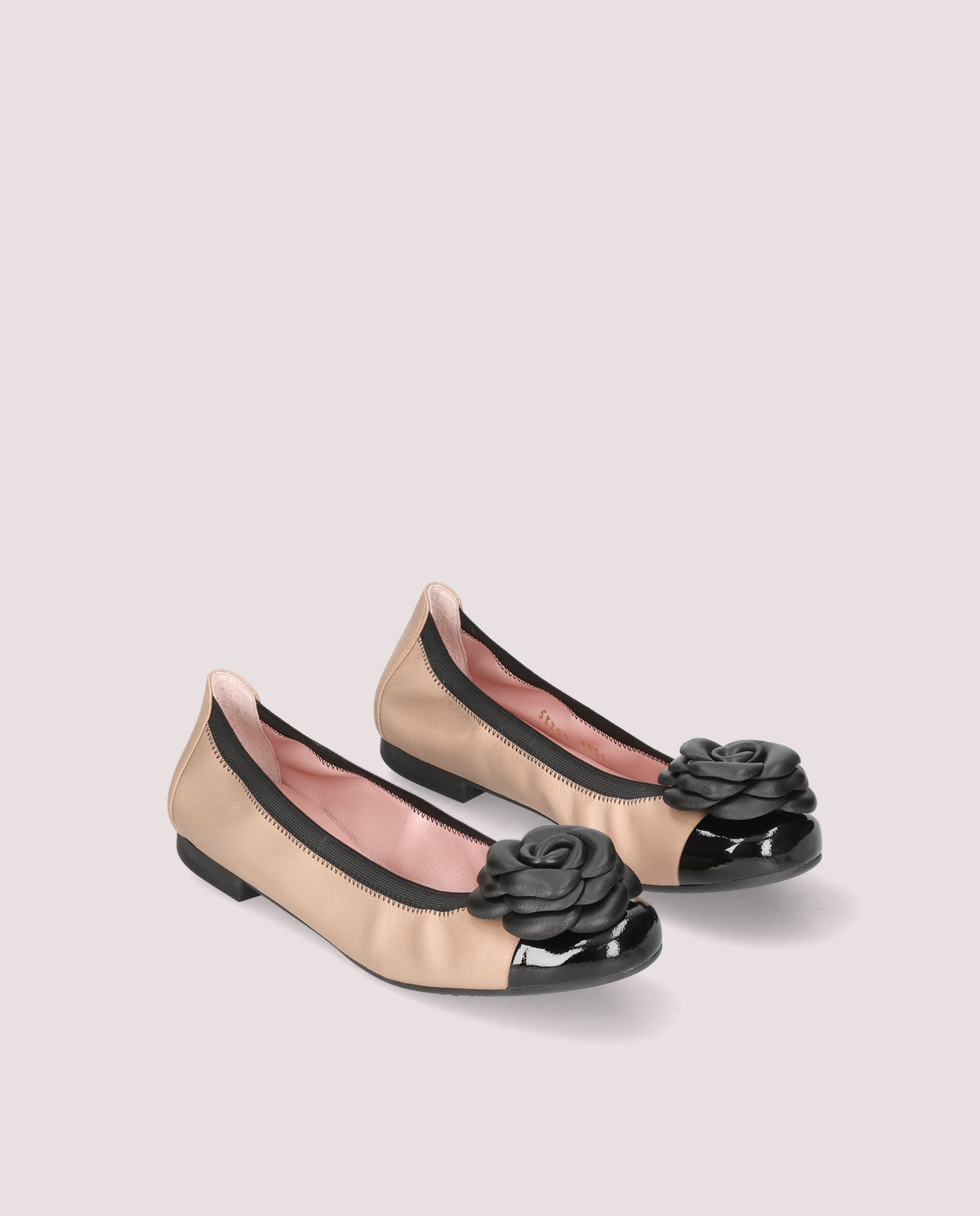 Rosario Beige Camellia Flat