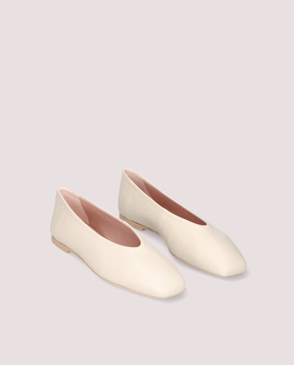 CAMILLE WHITE SKIN BALLERINAS