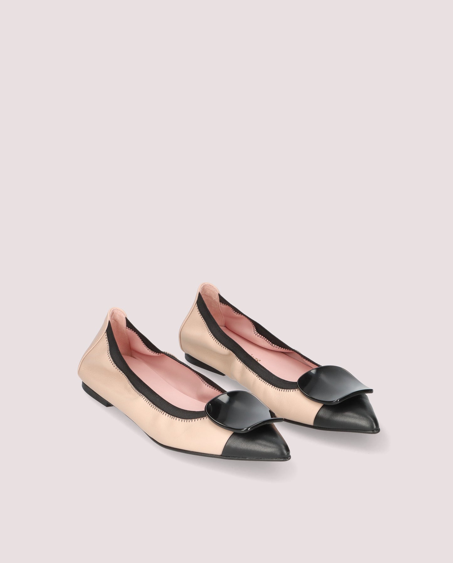 PARIS BALLERINA IN SOFT NUDE AND BLACK LEATHER